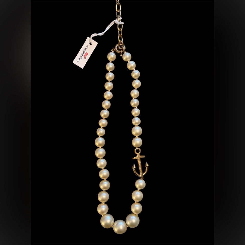 Vineyard Vines Faux Pearl and Gold Necklace with Anchor Detail